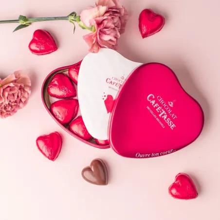 “Open je hart” – metalen doos met 9 hartjes melkchocolade praliné 114 g – foto 2