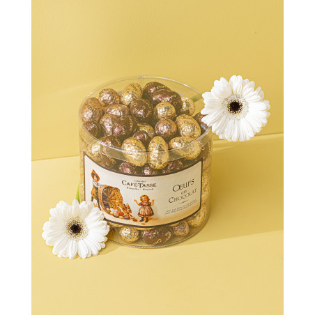 Assortiment oeufs chocolat noir, lait, blanc pralné