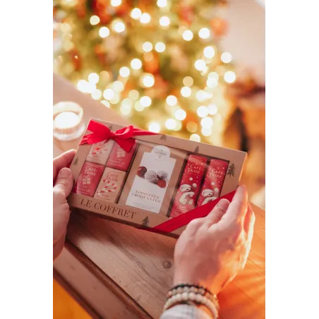 Kerstdoos Café-Tasse – Minitabletjes, speculaasrepen & hazelnoten – foto 2