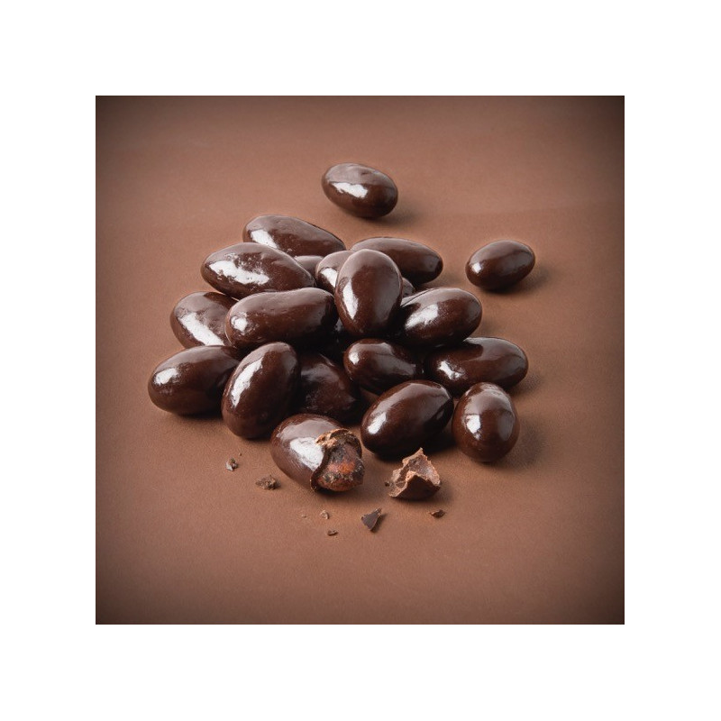Dark cocoa nibs